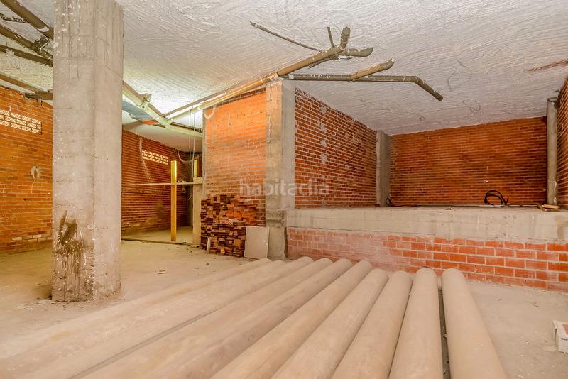 Foto b8ef928b-1d36-4c8c-adff-15ee3c2b4832. Alquiler local comercial solvia inmobiliaria locales en Avilés