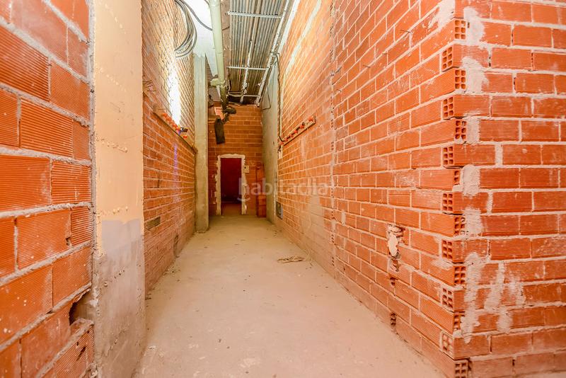 Foto ffa21039-f75b-4cc9-ac59-3302aeb0e9b5. Alquiler local comercial solvia inmobiliaria locales en Avilés