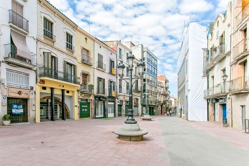 Foto 19bb5e16-bdb4-41ce-8cbf-f0d1427cce81. Location local commercial dans Martorell