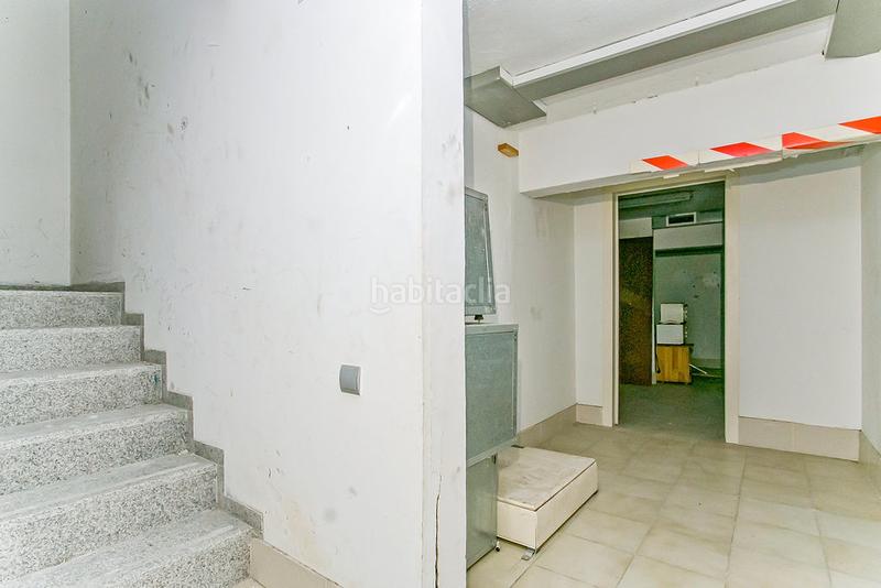 Foto 6cf6d149-8653-421b-b81f-84e7fe234a18. Location local commercial dans Martorell