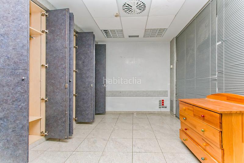 Foto 8874e92f-5486-4b7c-987e-b81765ef1cc0. Location local commercial dans Martorell