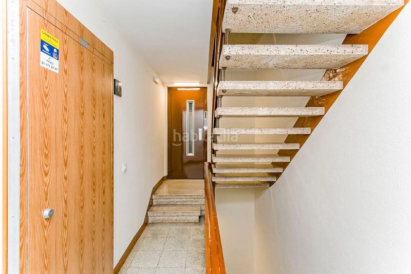 Foto a6bcf852-8b22-4409-888a-3de60fbee449. Location local commercial dans Martorell