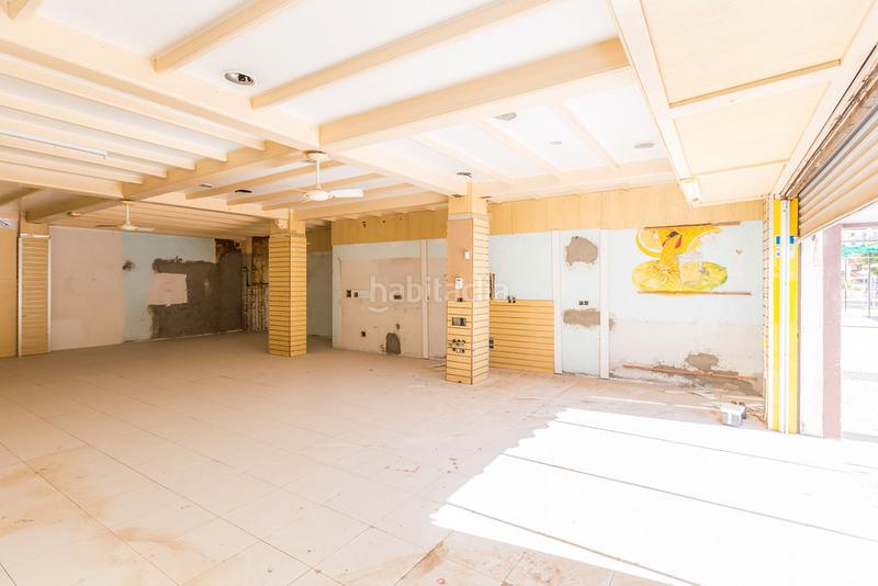 Foto 1575dfa8-e24f-4d6a-a05f-020a6b51d815. Alquiler local comercial solvia inmobiliaria locales en Roquetas de Mar