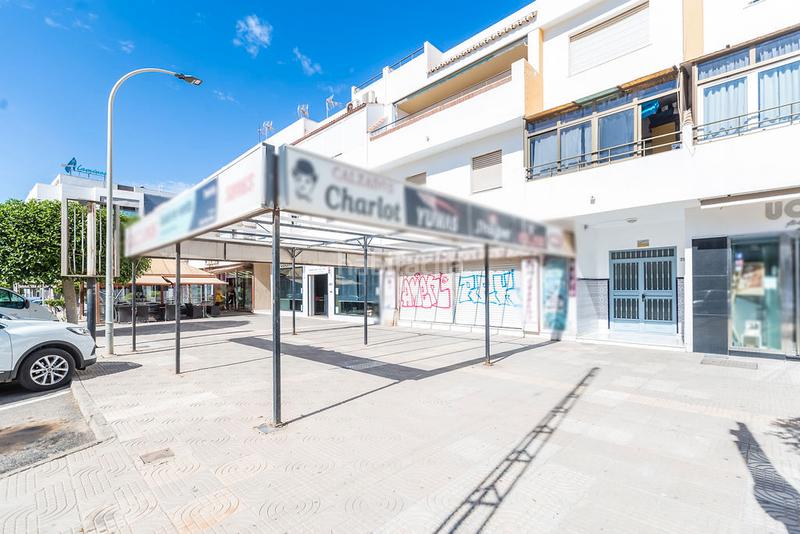 Foto 1fae99de-7cc0-4885-a5a2-01316b433e7e. Alquiler local comercial solvia inmobiliaria locales en Roquetas de Mar