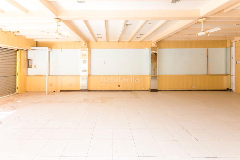 Foto 75dc6b19-10b1-4eae-83f7-91c1dba403ef. Alquiler local comercial solvia inmobiliaria locales en Roquetas de Mar