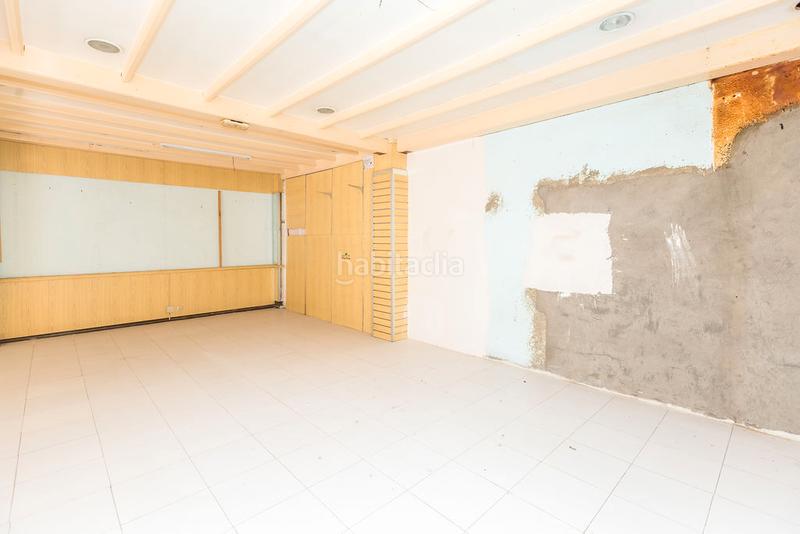 Foto 3bf213f7-df43-40bd-a457-8f49c3619389. Lloguer local comercial a Roquetas pueblo Roquetas de Mar