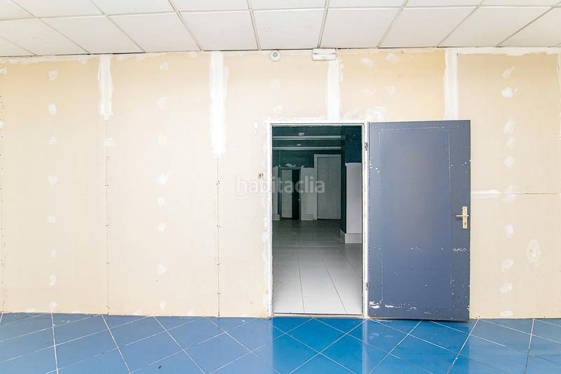 Foto 2cefbc4b-d328-40e6-8083-b39edde7d7a5. Location local commercial dans Eixample Nord Girona