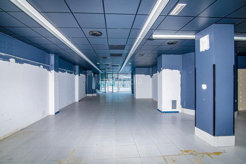 Foto 8a8a178b-31cd-4b89-81fd-563d7b74568b. Location local commercial dans Eixample Nord Girona