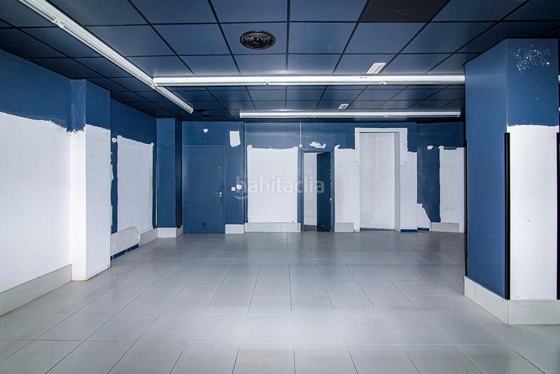 Foto 4c4af3c5-822d-4482-baca-e7e8228d64e9. Rent business premise in Eixample Nord Girona