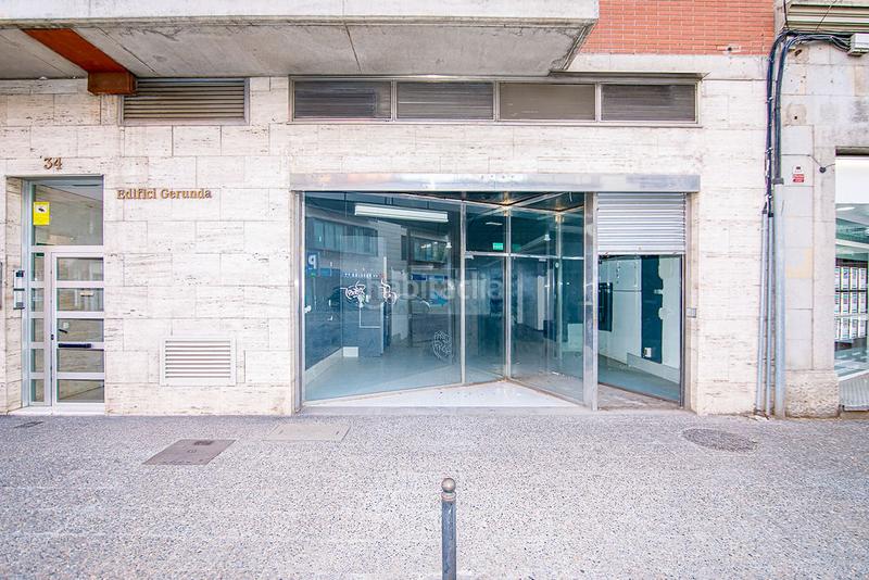 Foto 7d447cc3-c0f7-4dcb-8f5a-6503cfe8c9d5. Rent business premise in Eixample Nord Girona