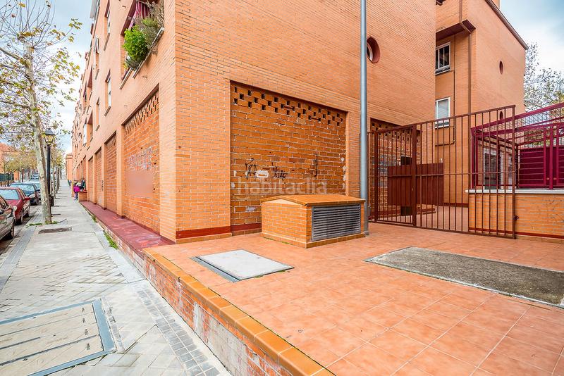 Foto 0d991b05-a607-4678-b889-e6ba7b2dc671. Affitto locale commerciale in Daganzo de Arriba