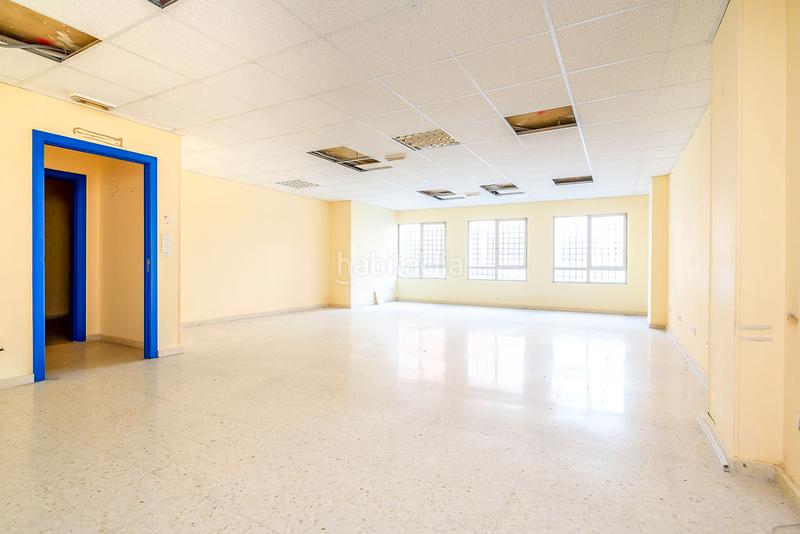 Foto 5d92bfce-6846-48ef-bf46-83c87eda07fb. Alquiler local comercial solvia inmobiliaria locales en Avilés