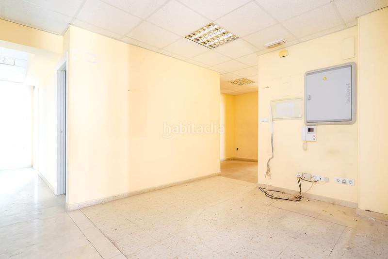 Foto ebbda462-0cb2-4e29-bc52-4e5a6d0f4e04. Alquiler local comercial solvia inmobiliaria locales en Avilés