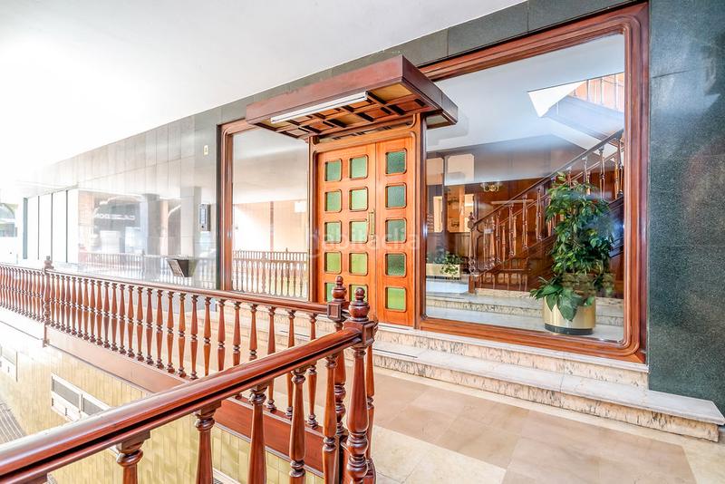 Foto d3209ec1-8177-4eb7-8ec5-f7b83329ae29. Lloguer local comercial a Centro Avilés