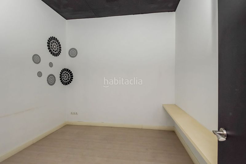 Foto 8eb124b4-e780-4f6b-aad4-793719205c68. Alquiler local comercial solvia inmobiliaria locales en Amposta