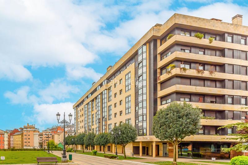 Foto 45846fd0-bcf0-4874-b184-cfaa743961e5. Alquiler local comercial solvia inmobiliaria locales en Oviedo