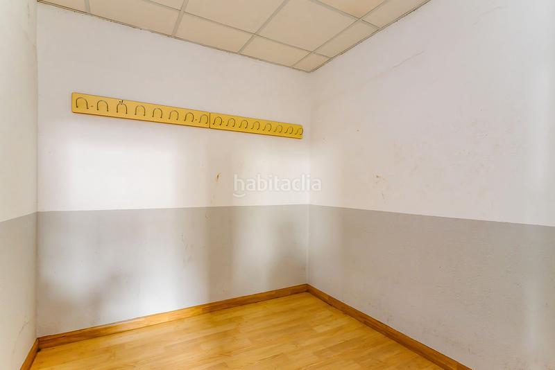 Foto caf36a39-28e7-480b-a88a-f6b1c3ff9d21. Alquiler local comercial solvia inmobiliaria locales en Oviedo