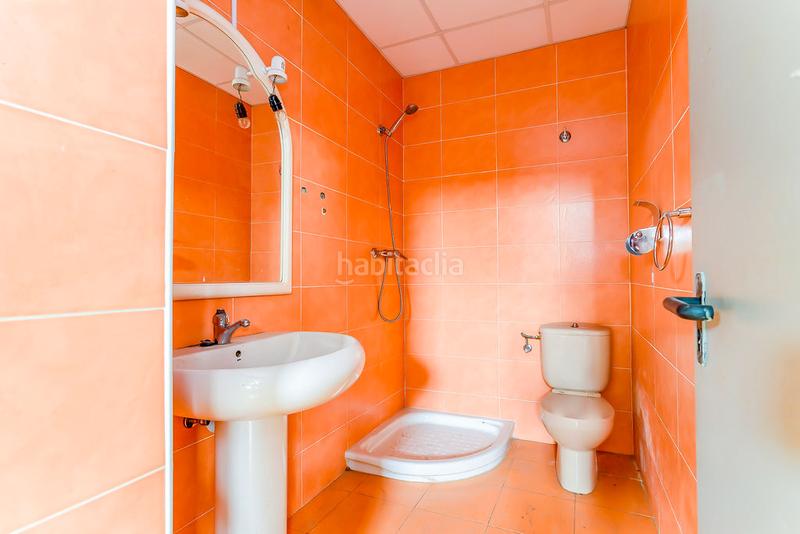 Foto 9bf02025-0d57-4255-acc1-a107fc4977b0. Rent business premise in Milán - Pumarín Oviedo