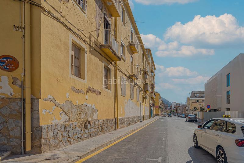 Foto c7e81f02-cedc-4c6b-8f6e-e19f079aea30. Piso solvia inmobiliaria piso en Plaza Castelar - Mercado Central Elda