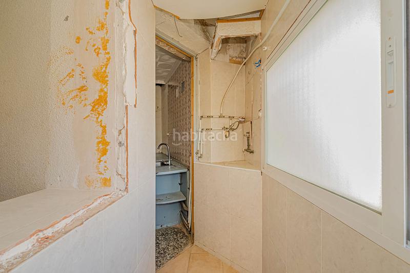 Foto d5e79bf5-35a2-45bc-8a28-8425755574c2. Piso solvia inmobiliaria piso en Plaza Castelar - Mercado Central Elda