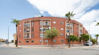 Pis  Av adolfo suárez. Solvia inmobiliaria  piso dos hermanas