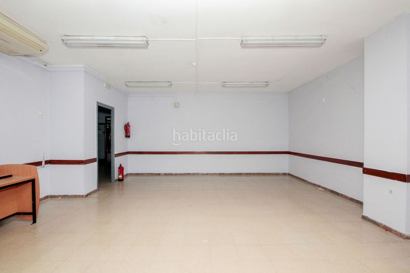 Foto 025608d2-1f6e-48c9-913a-746e1cddb91b. Local comercial a Sant Antoni Barcelona