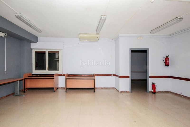 Foto 083d7868-a12e-421e-afbe-2c60c93be803. Local comercial a Sant Antoni Barcelona
