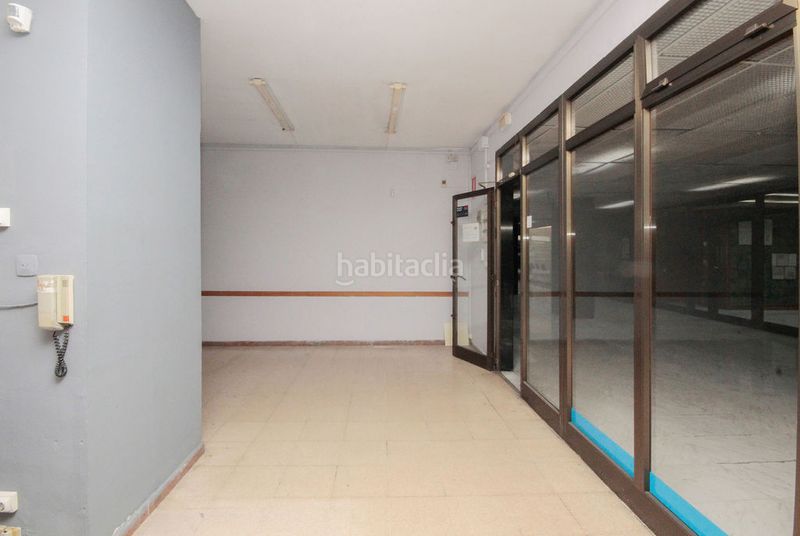 Foto 9b8db26b-6452-46a3-86d6-085bb11b1ccd. Local comercial a Sant Antoni Barcelona