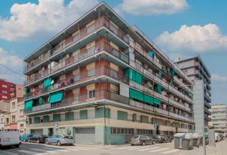 Pis  Calle tetuán. Solvia inmobiliaria  piso sabadell