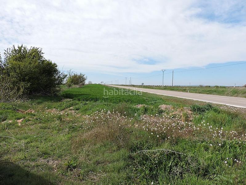Foto fc2fba3f-e4e8-44bd-9769-9f40035c634e. Finca rústica solvia inmobiliaria suelo rústico en Biota