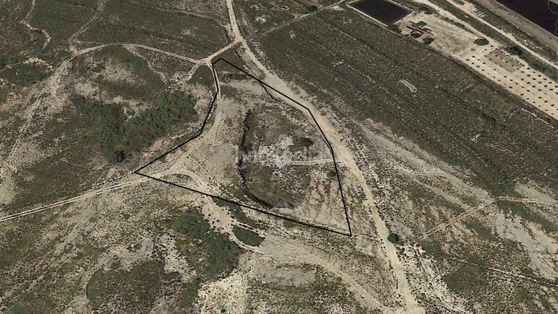 Foto 3e441e5c-547c-4cde-9d12-d876ce8a3f5f. Finca rústica solvia inmobiliaria suelo rústico en San Miguel de Salinas