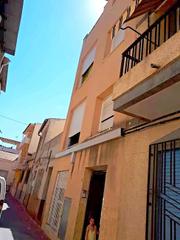Pis  C/ san jose. Solvia inmobiliaria  piso la raya