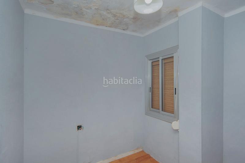 Foto ac110cc9-b158-4c16-8105-6a6fc16e25e0. Pis a Llefià Badalona