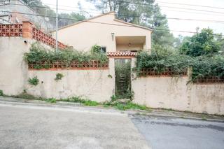 Xalet  C/ de verge. Solvia inmobiliaria  chalet independiente olivellaurbanitzacio