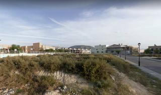 Casa aparellada  C/ fulgencio saura mira. Solvia inmobiliaria  chalet adosado fortuna