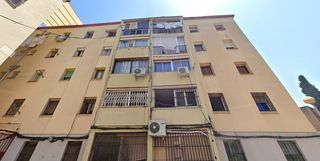 Pis  C/ cáceres. Solvia inmobiliaria  piso badalona