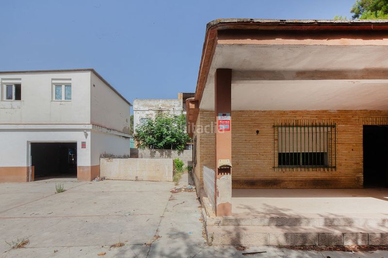 Foto 05ae32ee-6995-4e63-b51a-6d43ca405211. Xalet a Godelleta