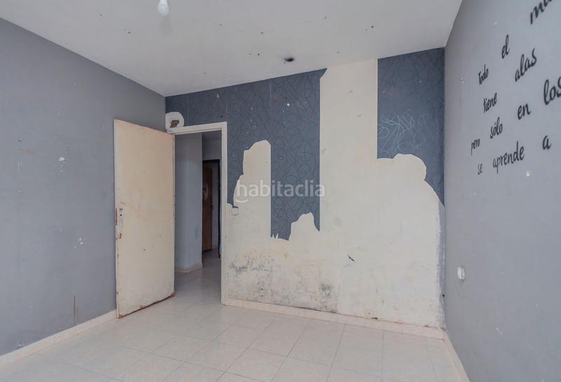 Foto 10519709-5848-4de8-b6a0-3bc670f4006b. Pis a Campclar Tarragona