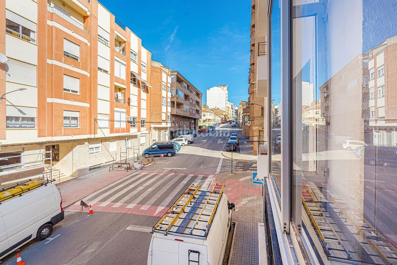 Foto 7b44e153-f981-413a-b8d9-d93d80d28b2c. Pis a Banyeres de Mariola