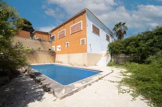 Xalet  Camino les capelles. Solvia inmobiliaria  casa teulada