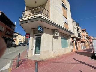 Local Comercial  Av constitución. Solvia inmobiliaria  locales campos del río