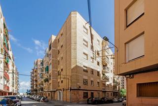 Pis  C/ santiago rusiñol. Solvia inmobiliaria  piso mataró