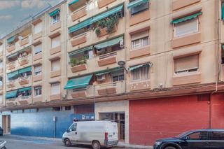 Appartement  C/ ramón lacreu navarro. Solvia inmobiliaria  piso alfafar