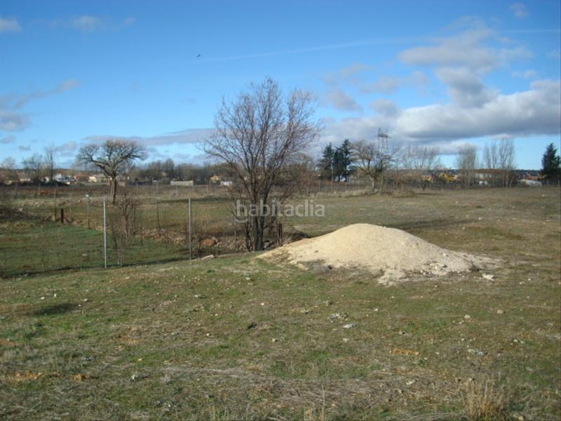 Foto 46f3e513-374d-4904-bf77-b8ee270e36fa. Fondo rustico in San Andrés del Rabanedo pueblo San Andrés del Rabanedo