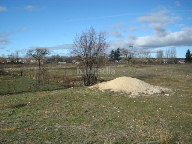 Foto aa57e336-73e1-4585-a4f4-efabb6e89262. Finca rústica solvia inmobiliaria suelo urbanizable sectorizado en San Andrés del Rabanedo