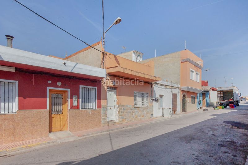 Foto d1686fc8-fd4d-4b9f-aa3b-ec815f33c74f. Xalet a Alginet