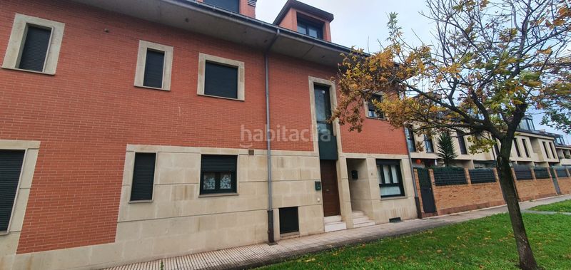 Foto 5251fbd1-0233-44fe-8ab1-8f6a0a312995. Xalet a Tremañes Gijón