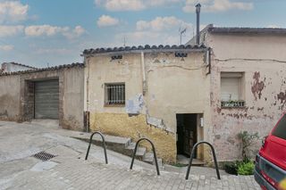 Xalet  C/ la roca. Solvia inmobiliaria  casa artés