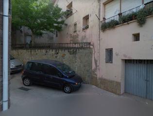 Casa aparellada  C/ la roca. Solvia inmobiliaria  chalet adosado artés
