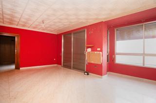 Pis  C/ federico servet. Solvia inmobiliaria  piso alcantarilla